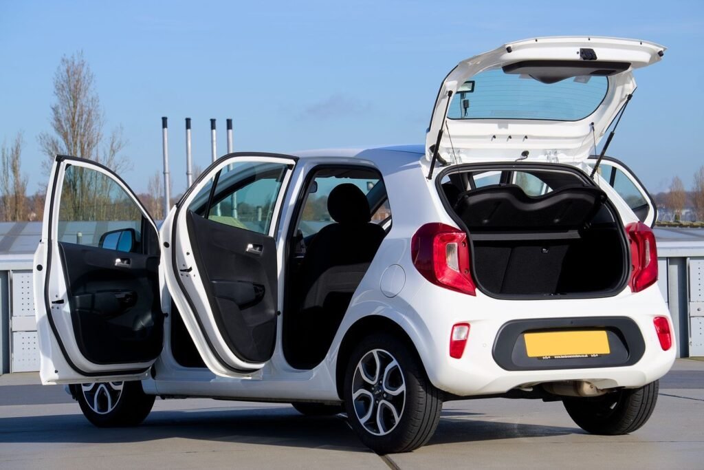 Peugeot 208 Active Pack PureTech 75 — photo 6