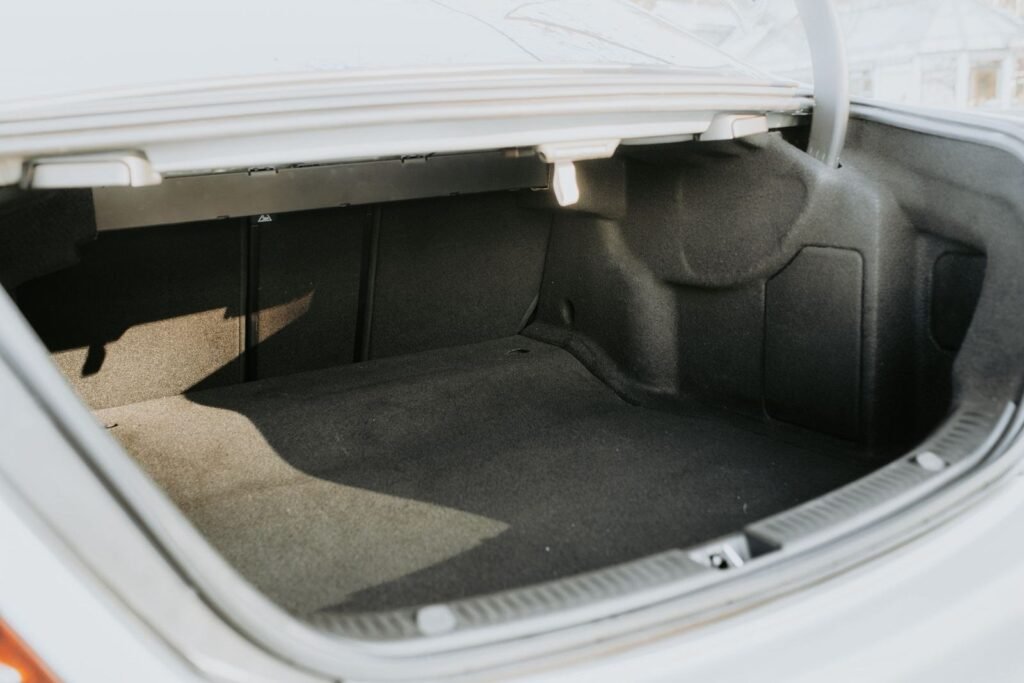 Peugeot 208 1.2 PureTech 82 Style — photo 6