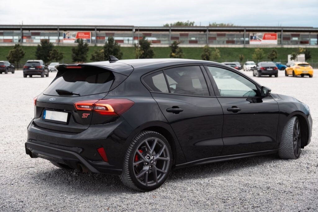 Peugeot 208 Active Pack PureTech 75 — photo 3